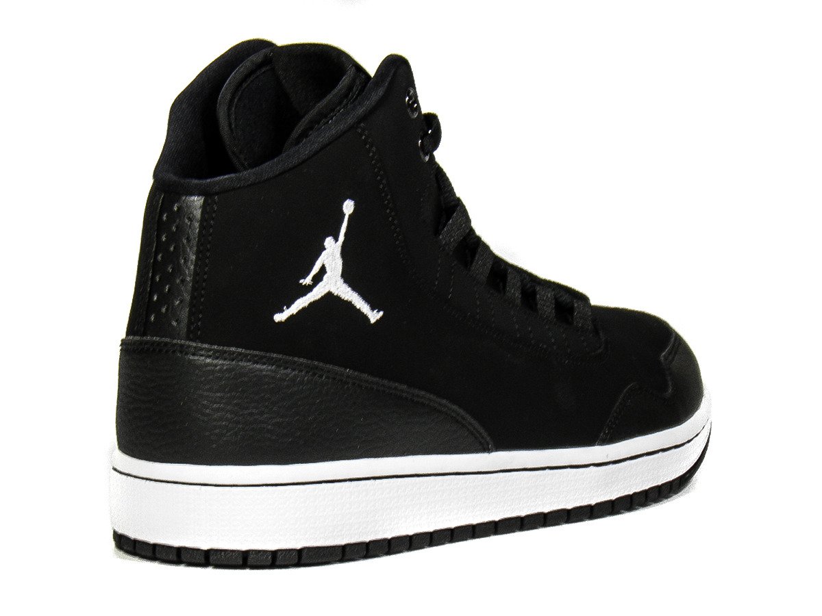 nike jordan executive black