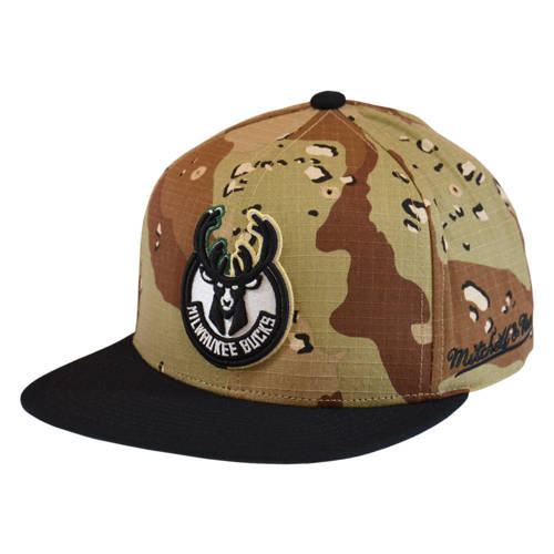 Mitchell & Ness NBA Milwaukee Bucks Choco Camo Snapback Cap - HHSS1101-MBUYYPPPCAMO