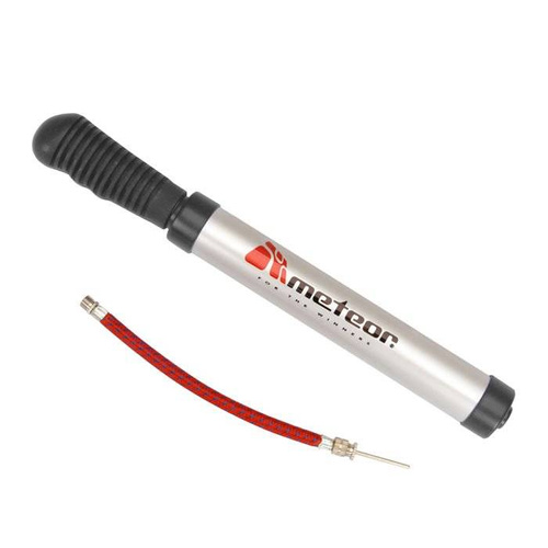 Pompka do piłki METEOR Aluminum 8 mm z wężykiem srebrna - 39004