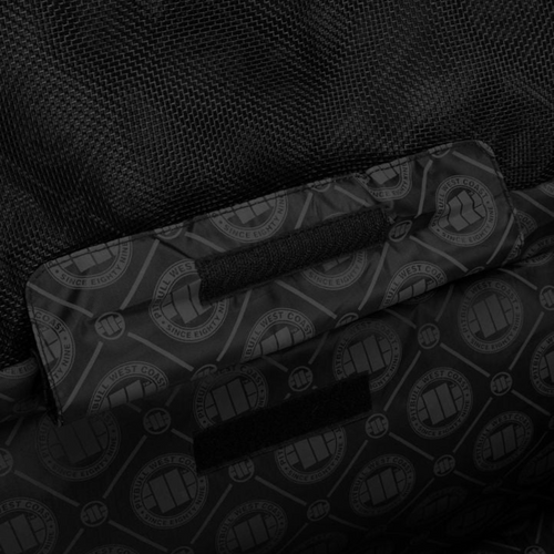 Men's sports bag Pit Bull West Coast Fight Hilltop 50L Black - 8130229090