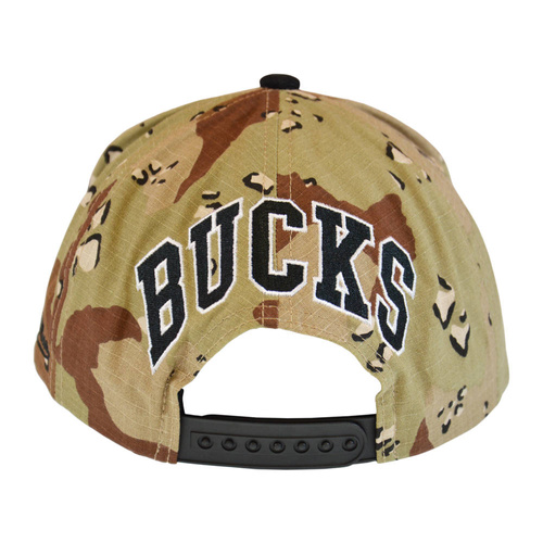 Mitchell & Ness NBA Milwaukee Bucks Choco Camo Snapback Cap - HHSS1101-MBUYYPPPCAMO