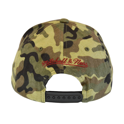 Czapka z daszkiem Mitchell & Ness NBA Woodland Desert Chicago Bulls