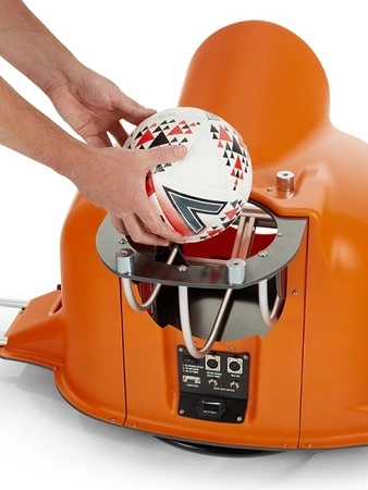 BALL LAUNCHER TRAINER BOOSTER WITH FEEDER