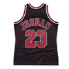 Mitchell & Ness Michael Jordan NBA Chicago Bulls 1995/96 Authentic Jersey - AJY4AC18126-CBUBLCK96MJO