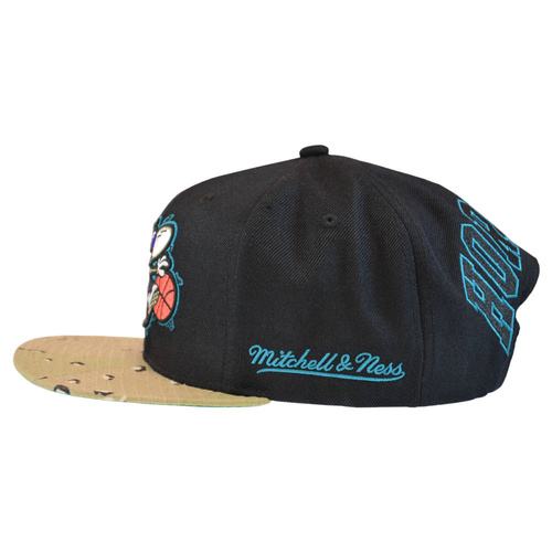Mitchell & Ness NBA Choco Camo Snapback HWC Charlotte Hornets - HHSS1101-CHOYYPPPBLCK