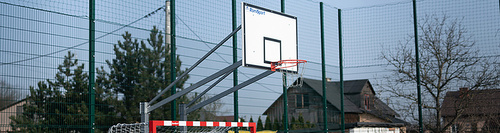 RomiSport two-post basket, 160cm reach, 180x105 backboard, varnished rim + chain net - Kos000051