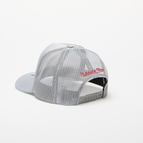 Czapka z daszkiem Mitchell & Ness NBA Chicago Bulls Glow Up Trucker Grey - HHSSINTL1436-CBUGREY