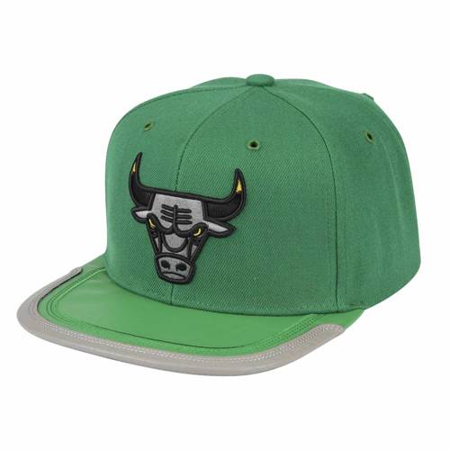 Czapka z daszkiem Mitchell & Ness Day 3 Snapback NBA Chicago Bulls Zielona - 6HSSMM19505-CBUGNGY